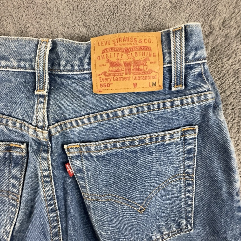VTG Levi's 550 Jeans Womens 24x31 Denim 90s Y2K Relaxed Fit Tapered Leg